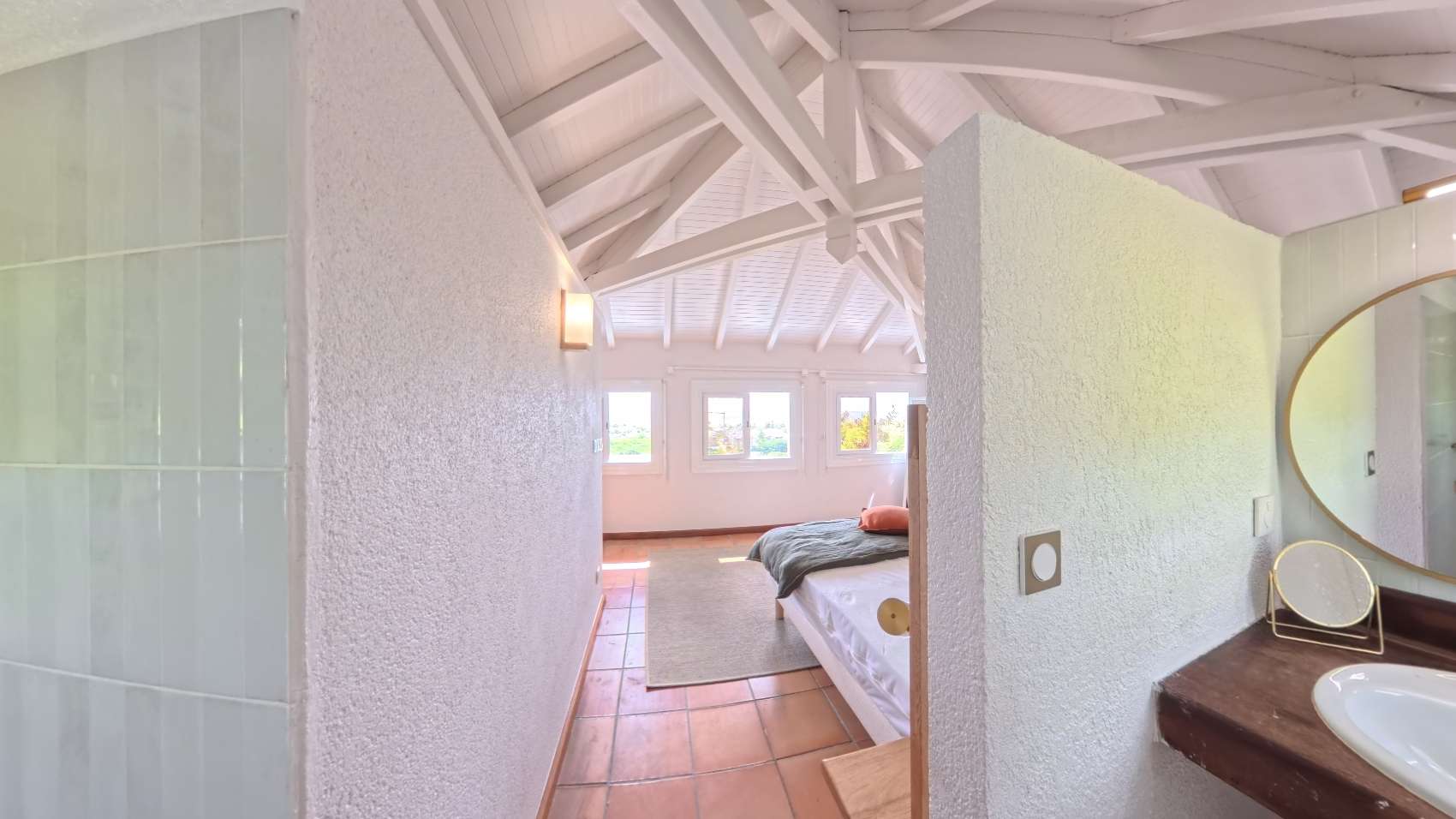 gallery.photos.generic_alt_prefix 13 – Chambres & salles d’eau privatives