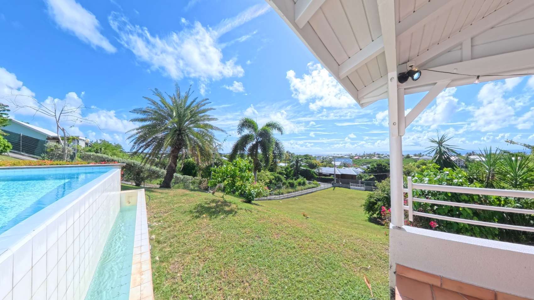 gallery.photos.generic_alt_prefix 9 – Terrasse, piscine & extérieurs